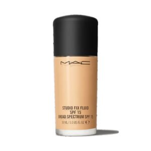 MAC Studio Fix Fluid SPF15 Foundation NC25 1