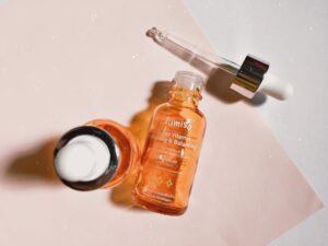 Jumiso All Day Vitamin Brightening & Balancing Facial Serum 30ml - Image 2